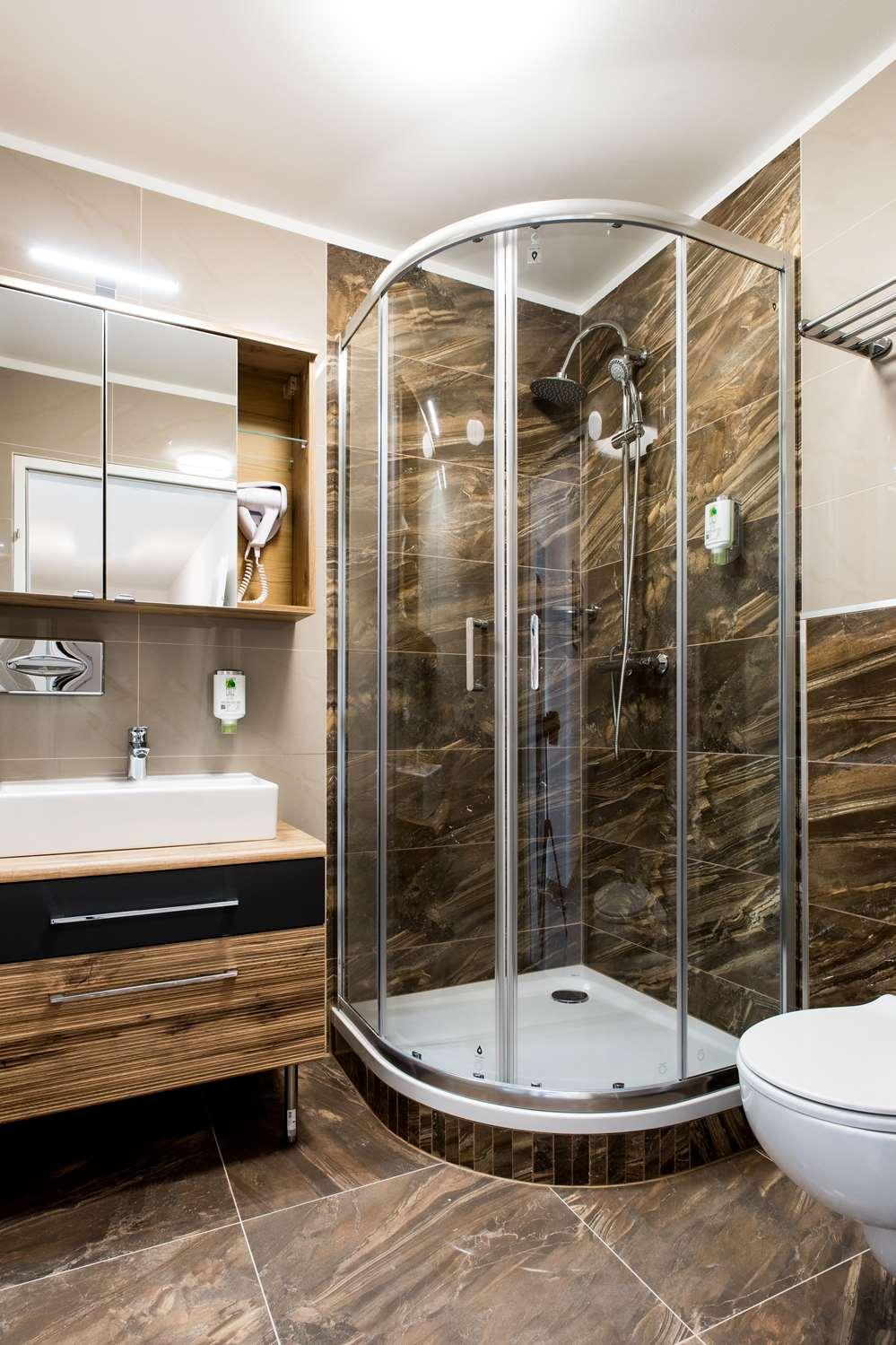 Best Western Plus Celebrity Suites Wina Bagian luar foto